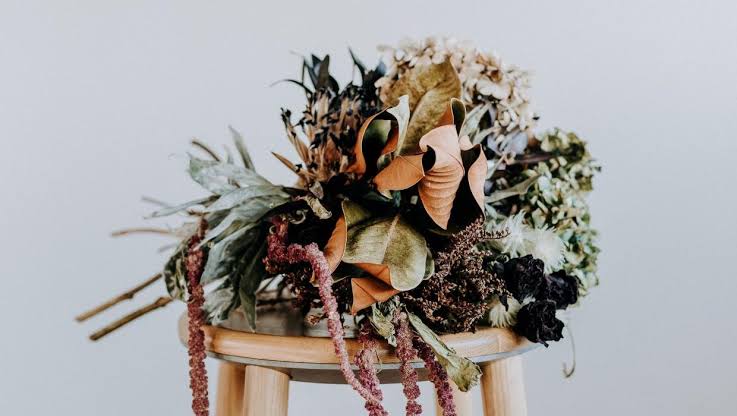 Dried Flowers for Wedding Work: What Actually Holds Up